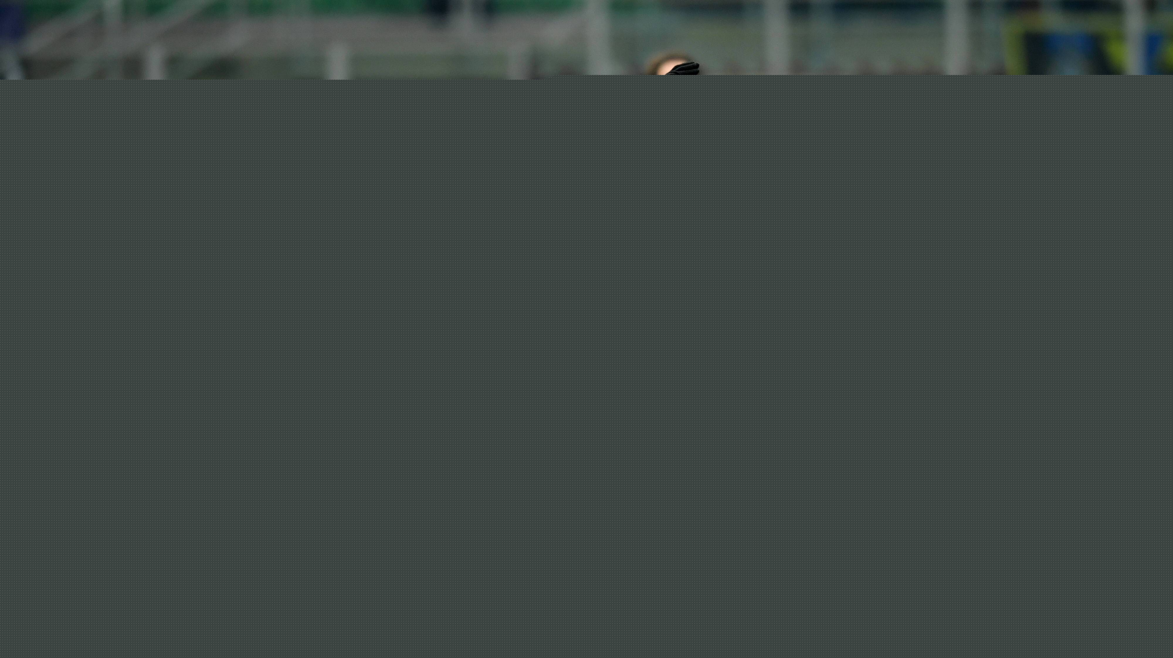 都将经历严 都将经历严