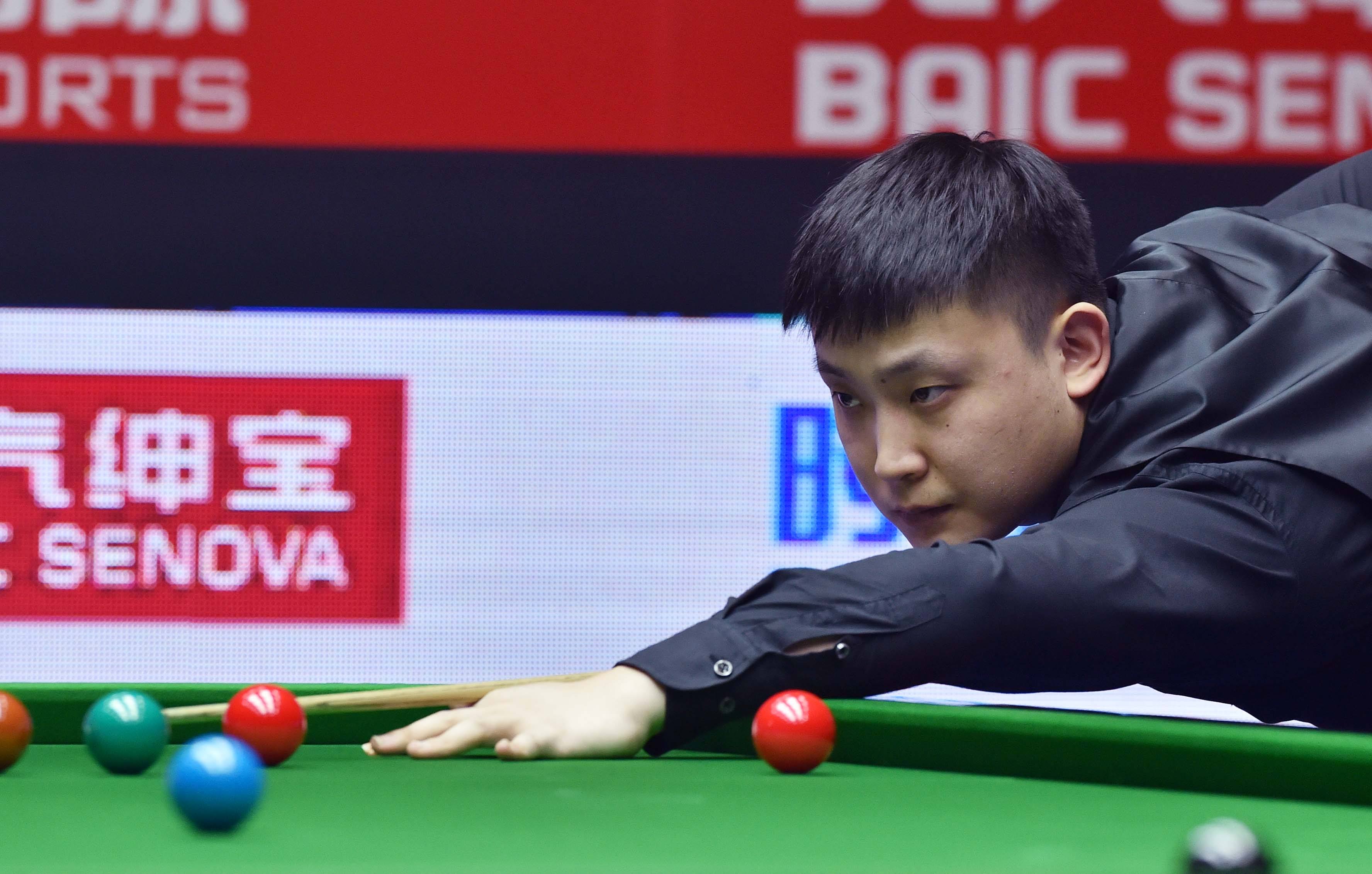 和赛道沿线 和赛道沿线