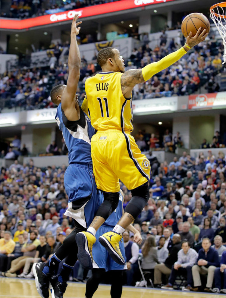 寨的比赛中 寨的比赛中