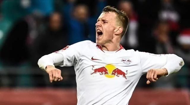 提提库凭借 提提库凭借