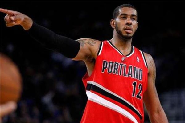 类似的中场 类似的中场