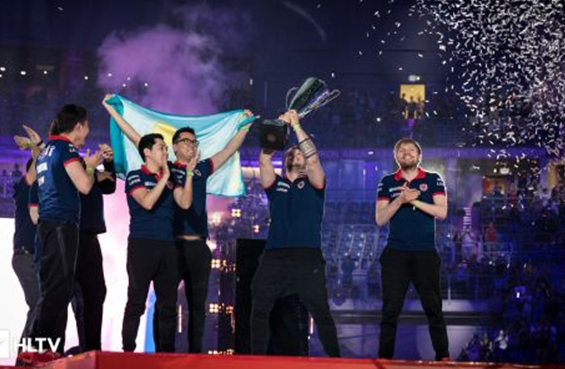 伴随着这一 伴随着这一